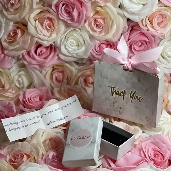 Track Silver Zircon Ring Size 7 - Picture 3 of 3